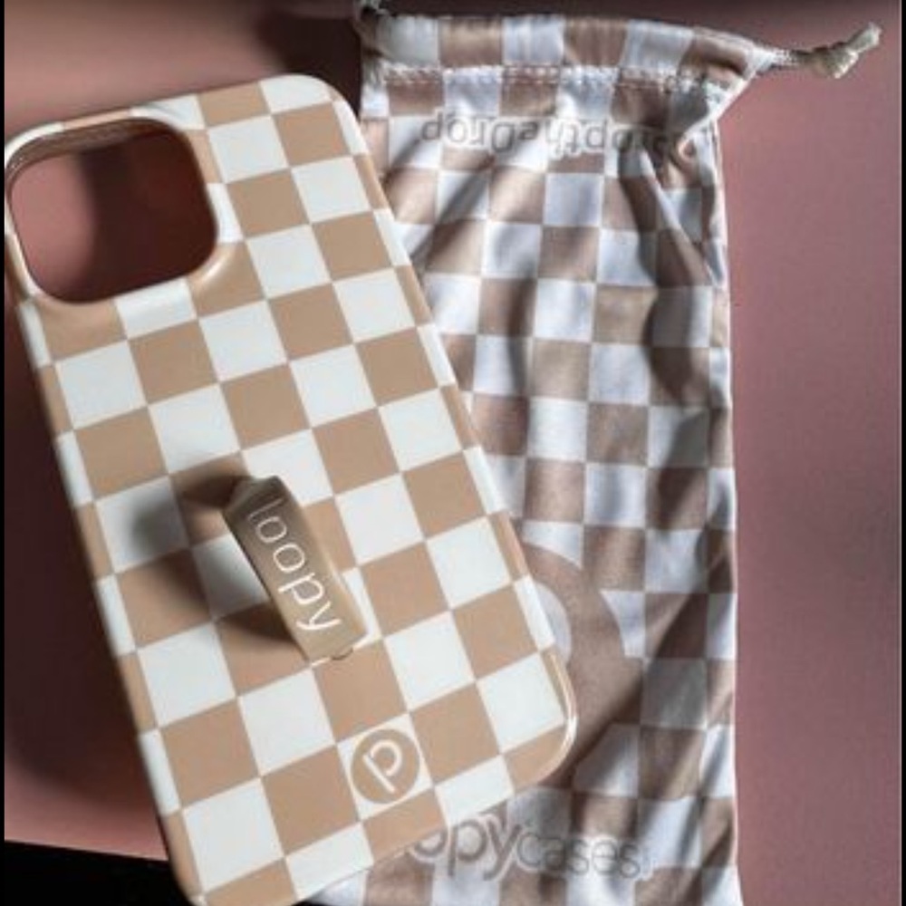 iPhone 13 Pro Max loopy case